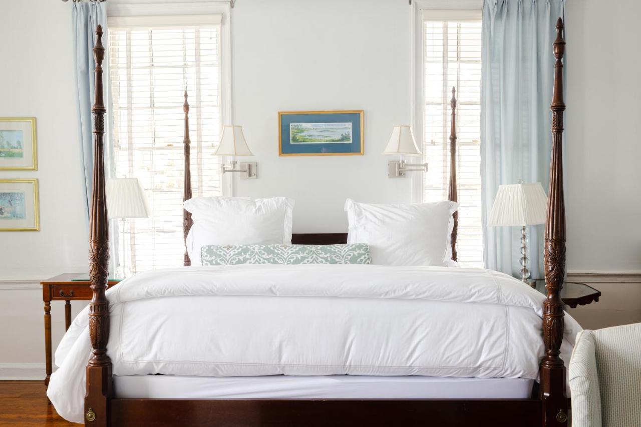 Rhett House Bed & Breakfast Бюфорт Екстериор снимка