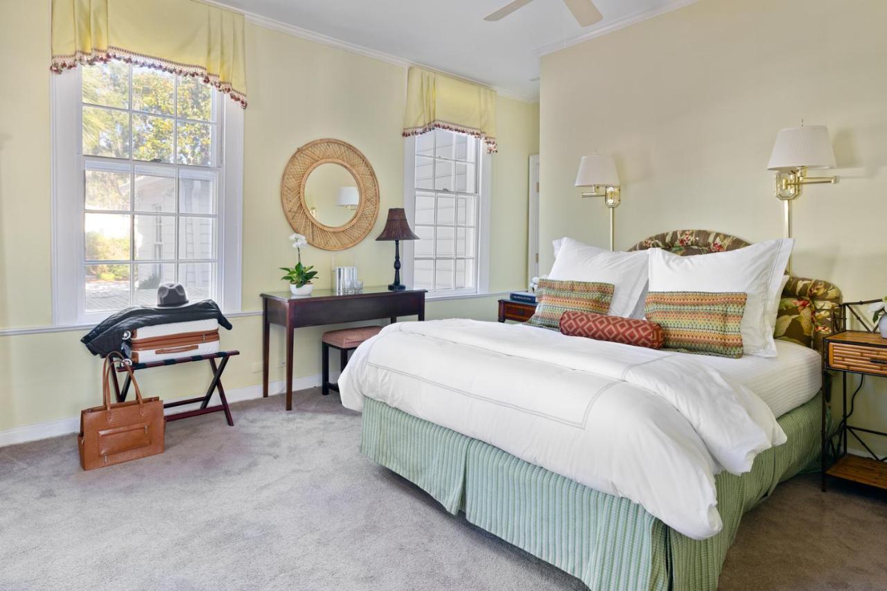 Rhett House Bed & Breakfast Бюфорт Екстериор снимка
